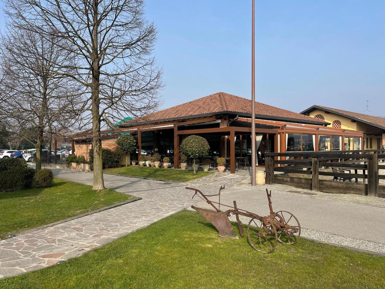 Agriturismo La Camilla Concorezzo Bagian luar foto